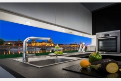 Wohnbeispiel dimmbare LED Küchenrückwand als Glasbild